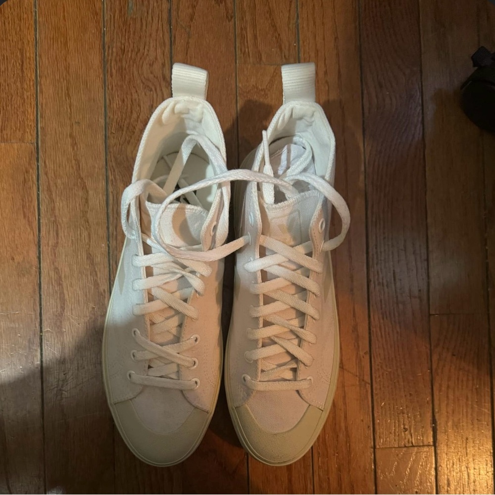 Veja Sneakers White High-Top